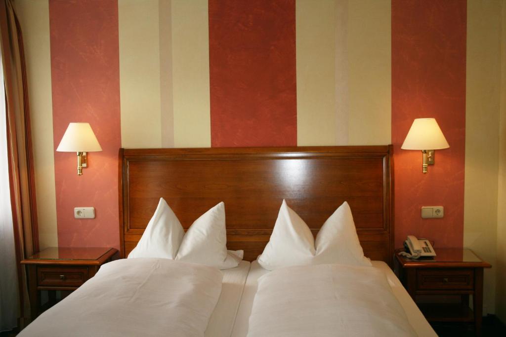 Hotel Wilder Mann Königstein in der Oberpfalz Rum bild